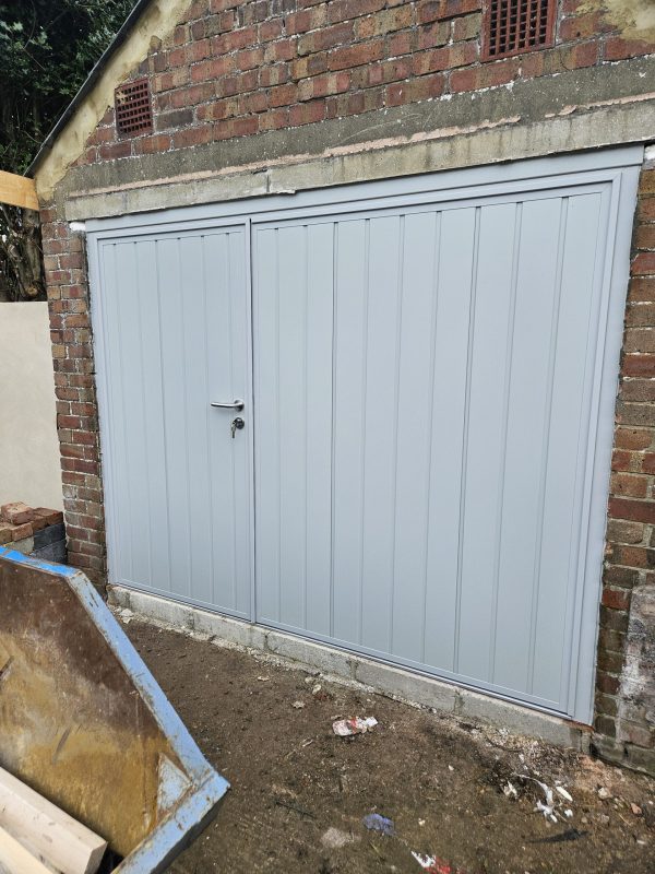 Carteck garage door